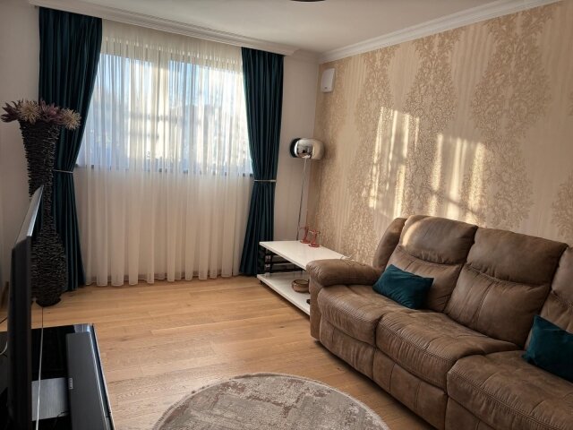 Casa, 5 camere, constructie 2022, teren 1000mp, Mehedinta, 220.000euro